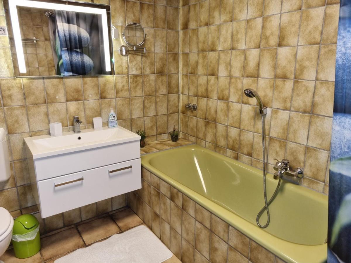 Apartment H2 Duesseldorf Екстер'єр фото